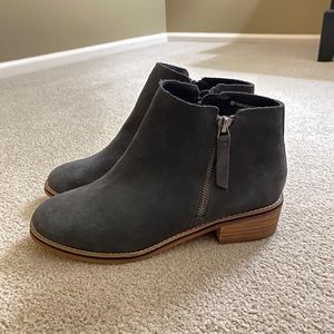 NWOT Blondo Waterproof Bootie